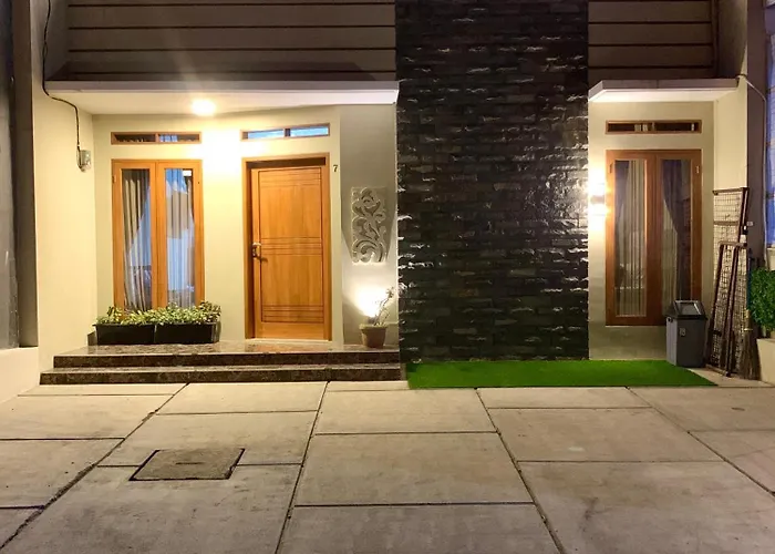 Blezz Villa Nirwana Tasik